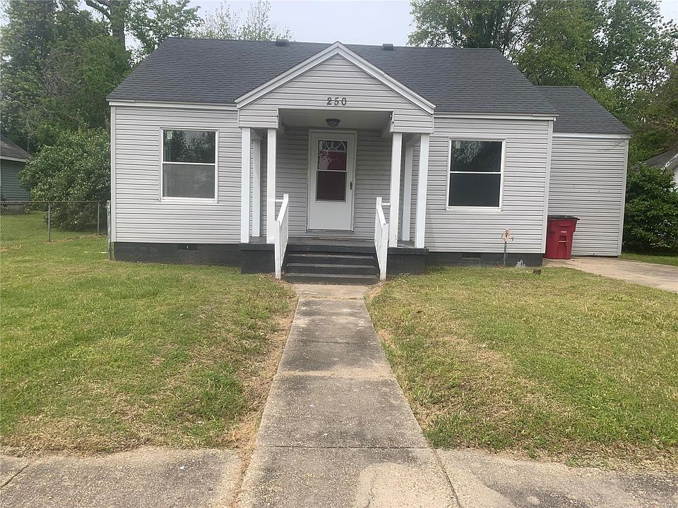 2nd image of 250 William St