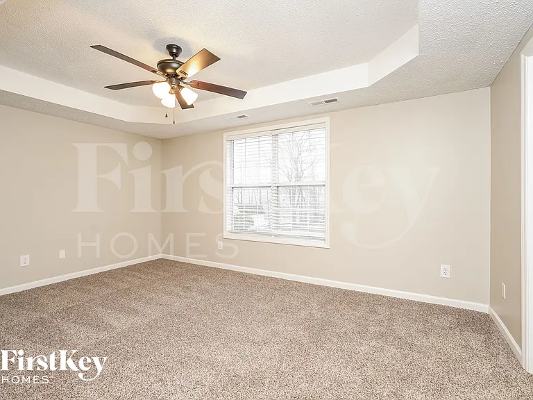 139 Creek Meadow Dr — Photo 9