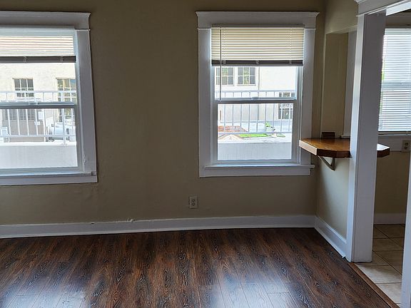 3rd image of 921 E Broadway APT 203