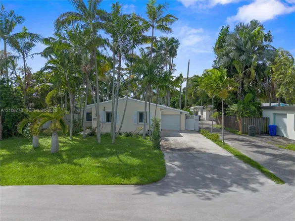 3116 Hayes St, Hollywood, FL 33021