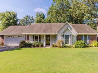 2311 Raintree Dr, Bryant, AR 72022