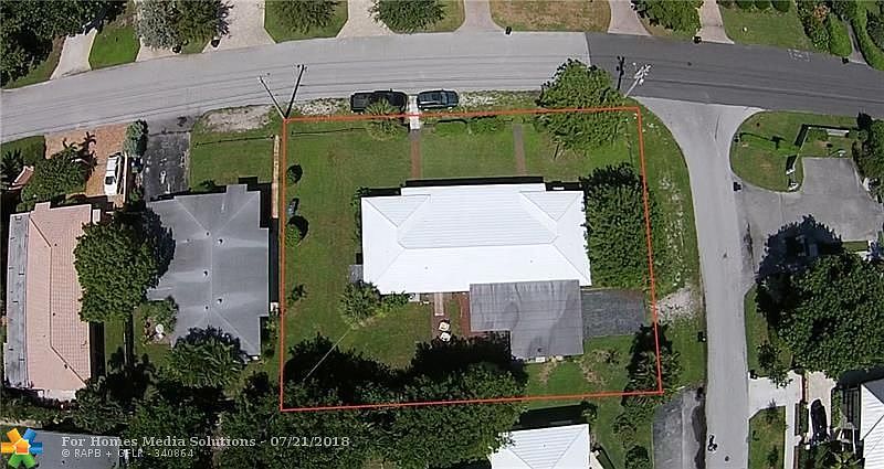 1st image of 2514 NE 21st St
