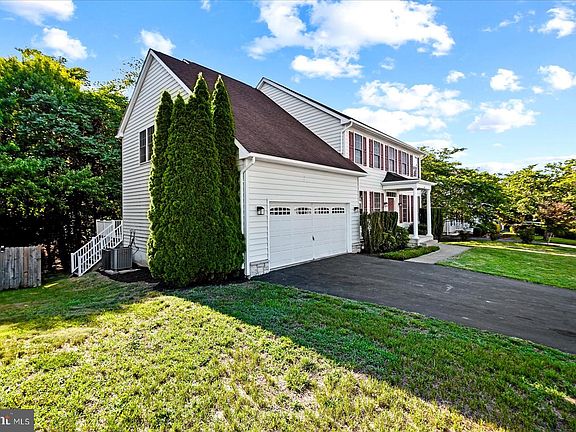 4th image of 9912 Holland Meadows Ct