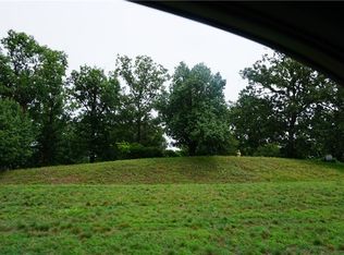 9501 Jenny Lind Rd, Fort Smith, AR 72908