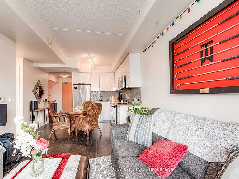 155 Saint Leger St #103 — Photo 18