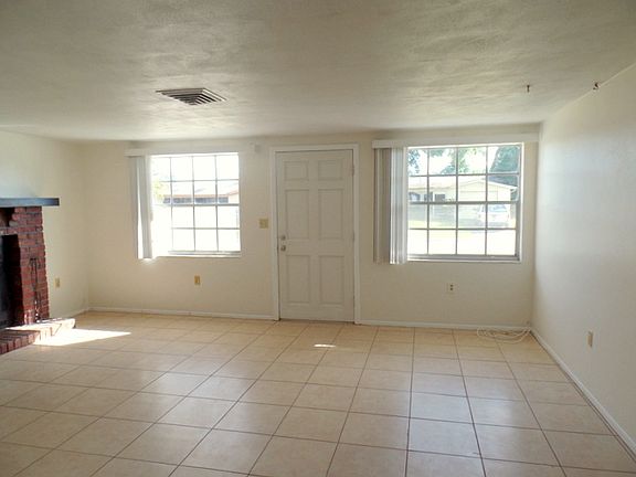 Lving Room