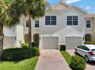 985 Hampton Cir, Naples, FL 34105