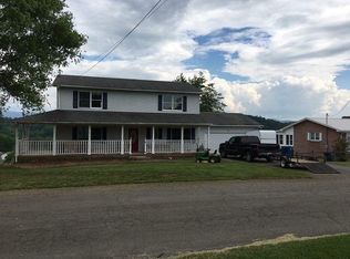 780 Skyview Dr, Chilhowie, VA 24319