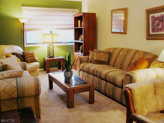 2nd image of 51 Foxtail Ln