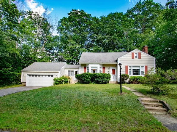 12 Becky Ave, Gardner, MA 01440