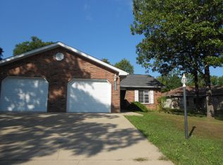22645 Hollow Oak Ln #B, Saint Robert, MO 65584