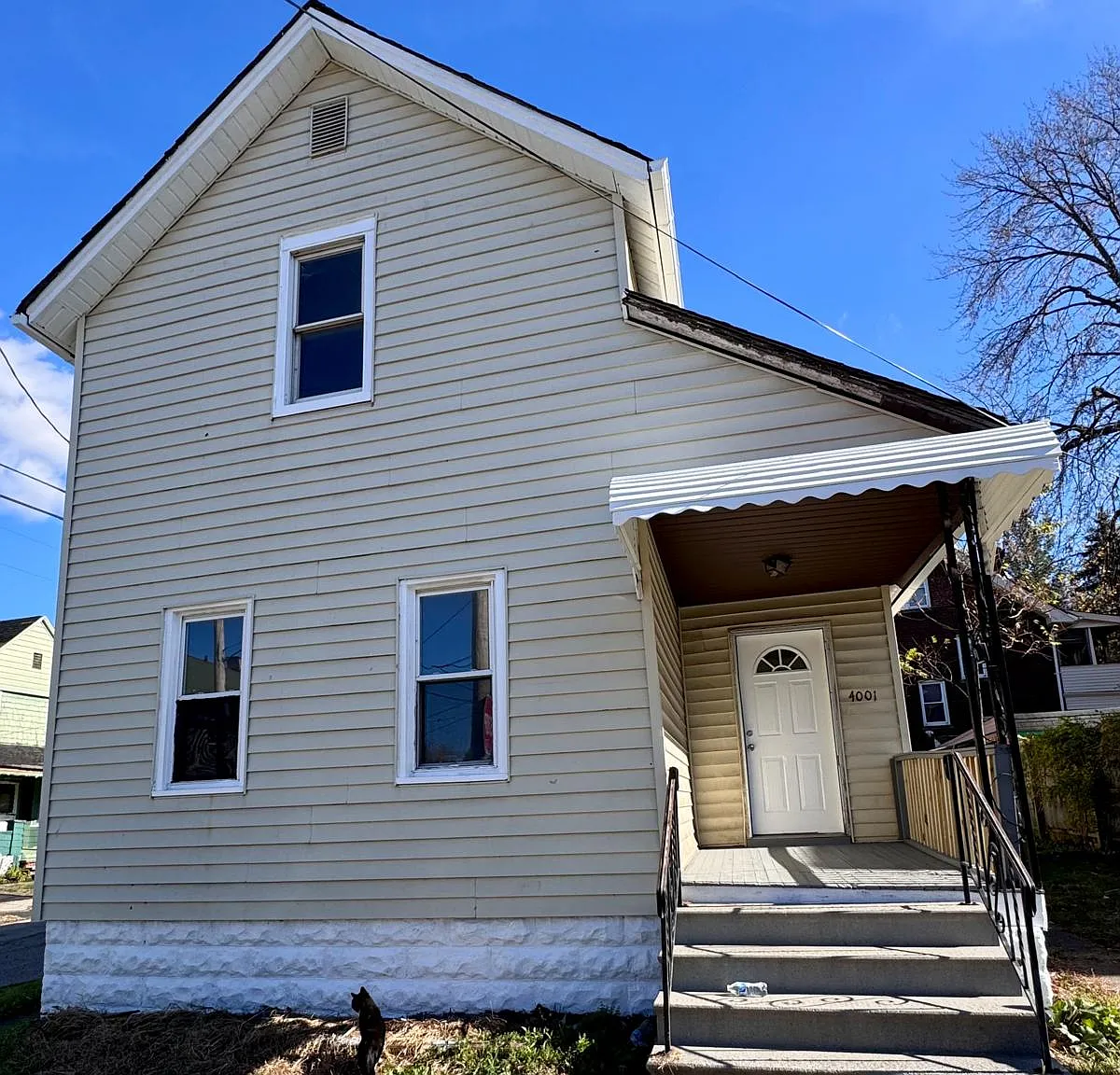 3 bed, 1229 sqft, $1,200 — Photo 2