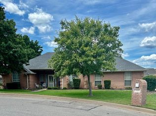 905 Jonathan Ct, Weatherford, TX 76086