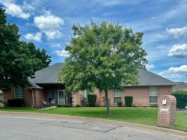 905 Jonathan Ct, Weatherford, TX 76086