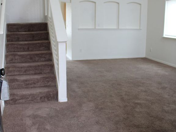2nd image of 10937 Cattle Ranch St