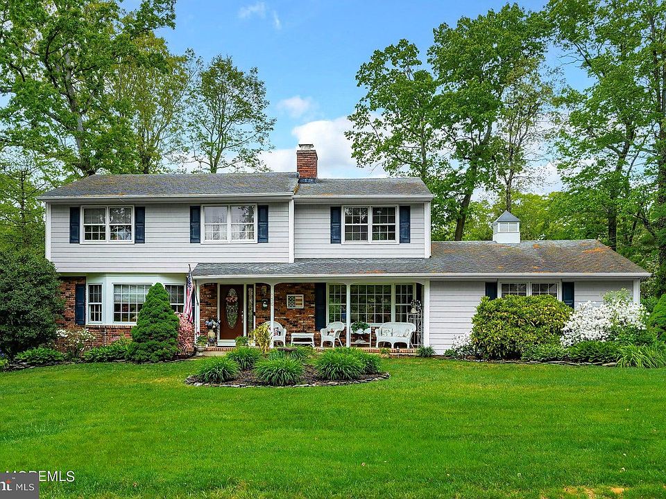 1st image of 856 Glenwood Cir