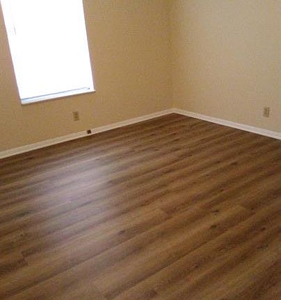 5th image of 6809 Adrian Rd #2
