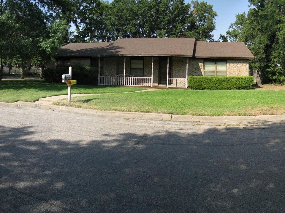 2nd image of 114 S Norma Dr