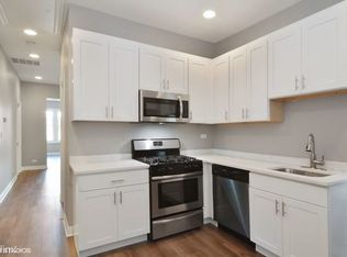 1938 N Rockwell St #2, Chicago, IL 60647