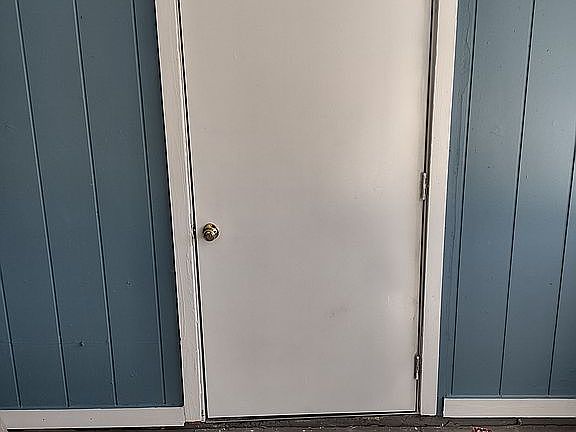 3rd image of 9615 Norfolk Blvd