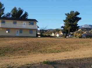 3725 Sunnyslope Rd, Phelan, CA 92371