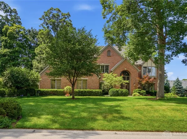 2534 Oakmoor Ln, Dayton, OH 45459
