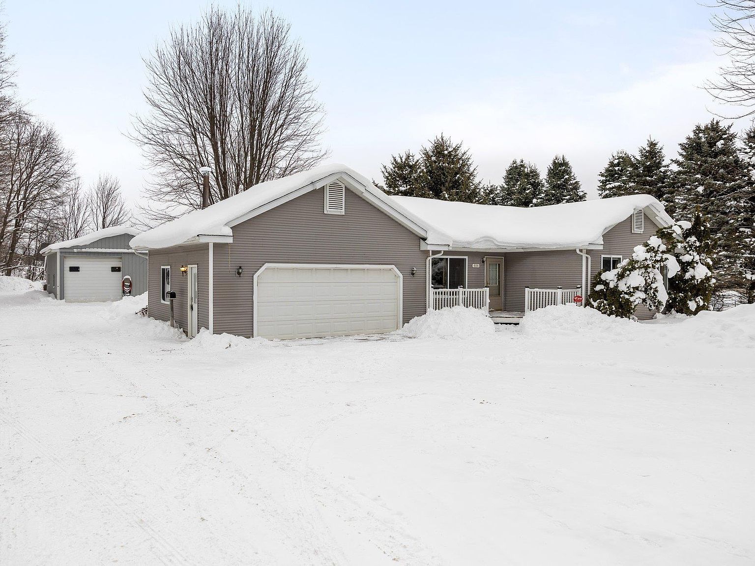 6116 Cedar Run Rd, Traverse City, MI 49684 Zillow