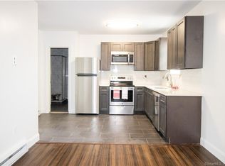 78 West St #1A, New London, CT 06320