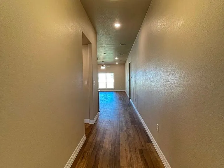 925 Coriander Rd — Photo 4