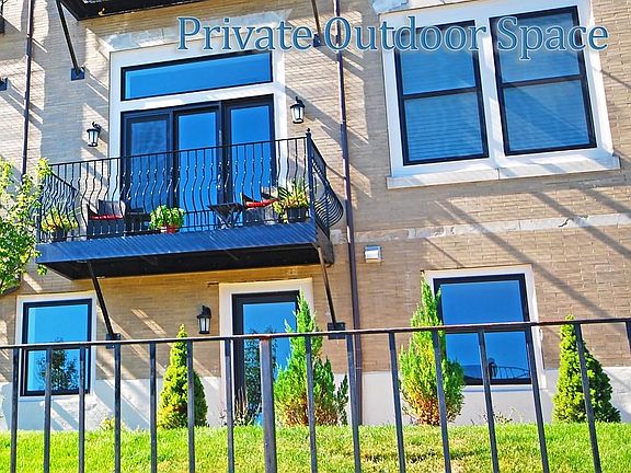 3rd image of 7 Russell St APT 205