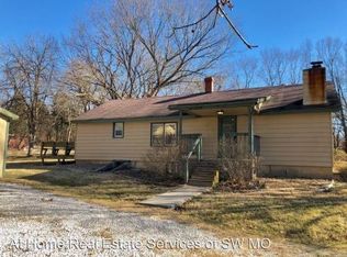 2861 E Barton St, Springfield, MO 65804