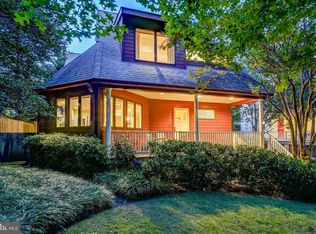 6 Montgomery Ave, Takoma Park, MD 20912