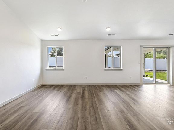 2nd image of 142 Centennial Ct