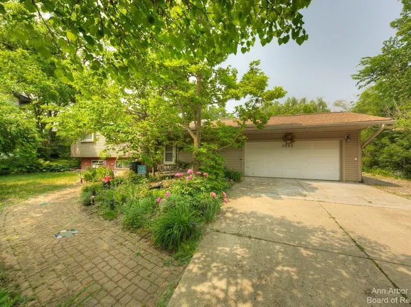 1771 Fulmer St, Ann Arbor, MI 48103