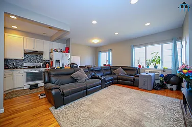 Sold by Momentum Real Estate LLC