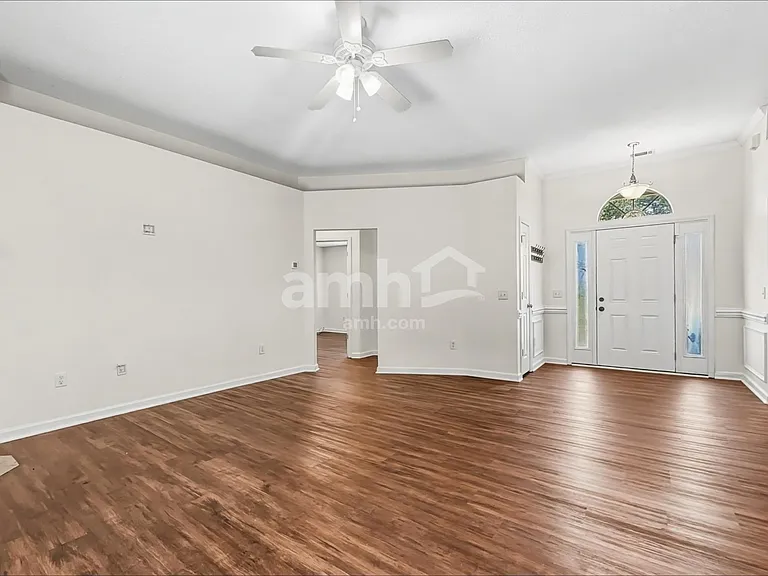 20 Carlisle Ln — Photo 6