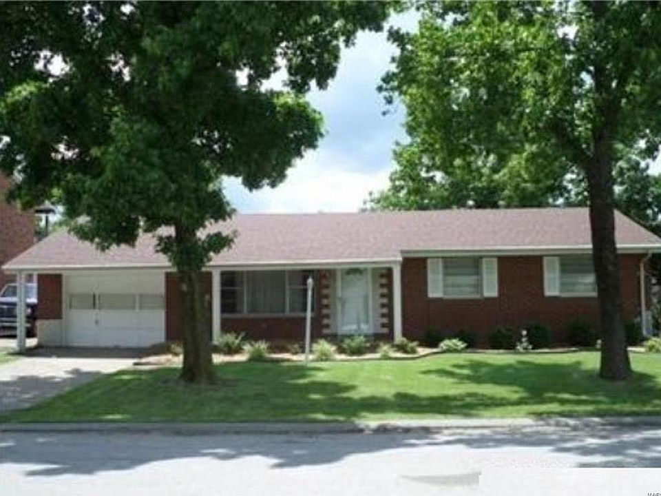 1st image of 24 Victoria Dr