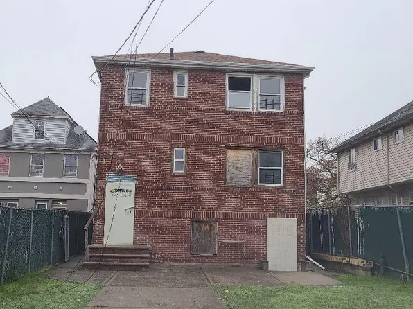 153 S South Ave, Staten Island, NY 10303