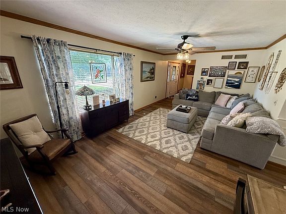 5th image of 812 Brentwood Dr