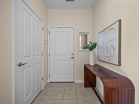 2nd image of 5238 Niagra Dr #5238