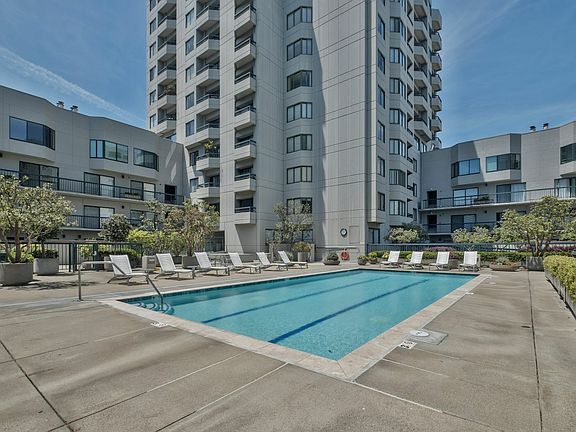 4th image of 601 Van Ness Ave APT 1050