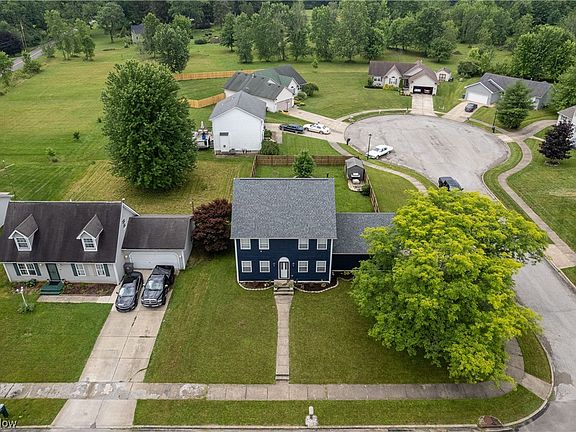 3rd image of 209 Beachwood Dr