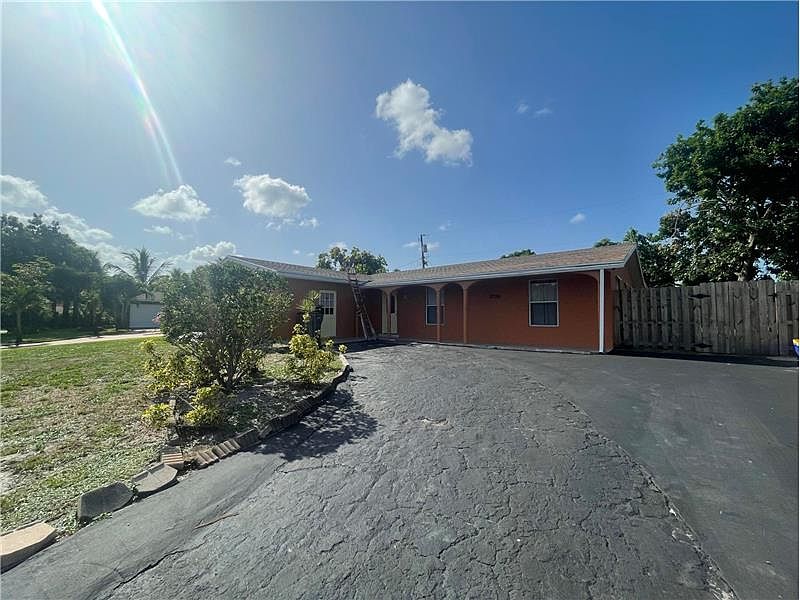 1st image of 5739 Orchard Way