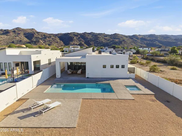 2240 E SOUTH MOUNTAIN Avenue, Phoenix, AZ 85042