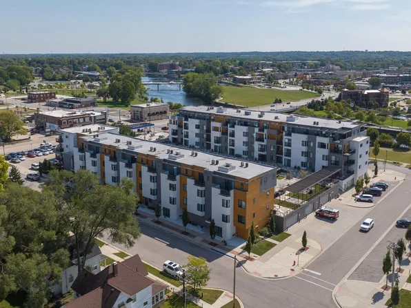 116 W Mishawaka Ave APT 401, Mishawaka, IN 46545