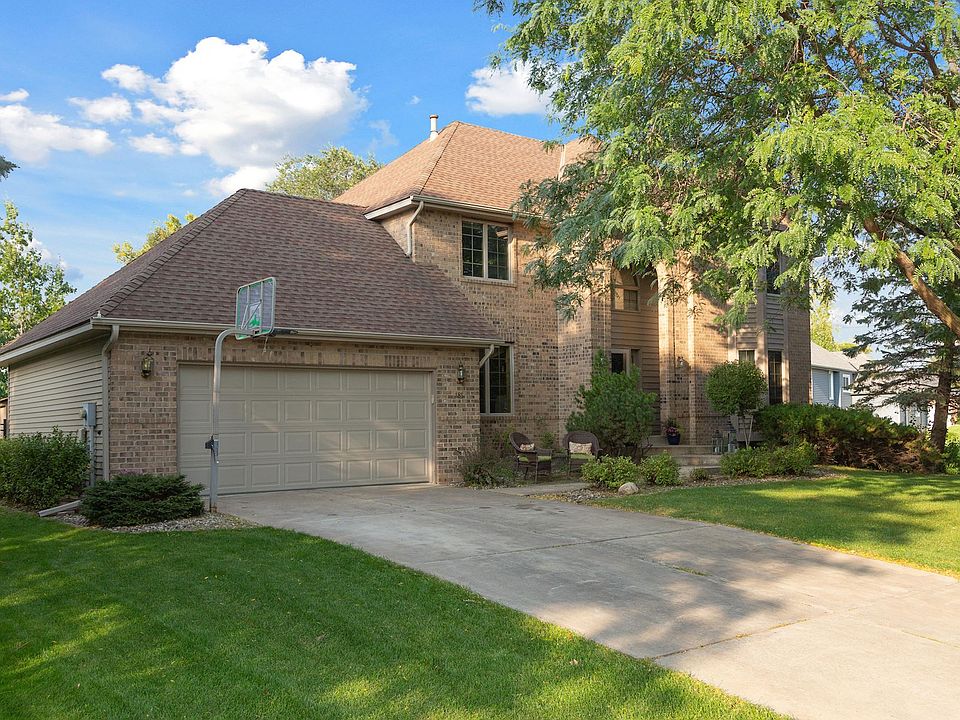 1st image of 181 Cottonwood Dr