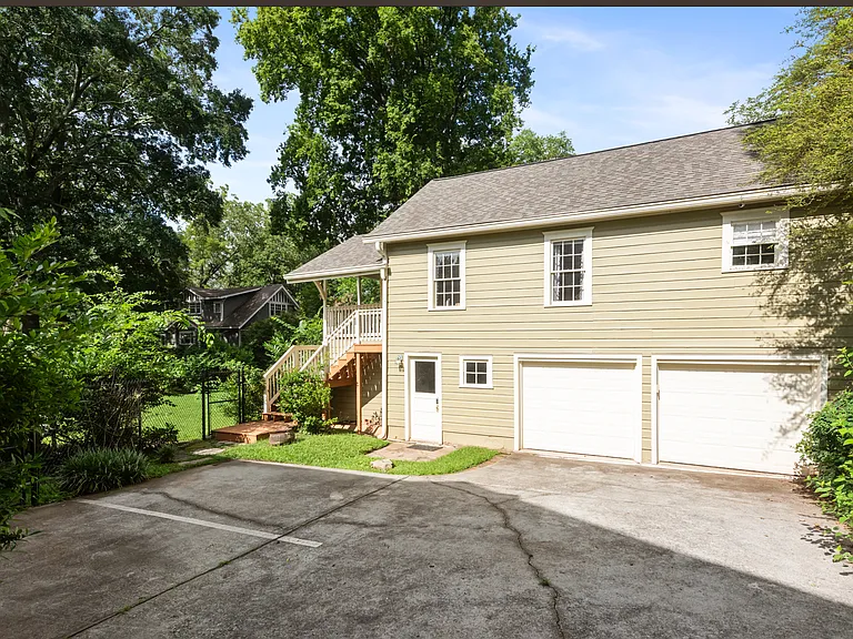 70 Kirkwood Rd NE — Photo 35