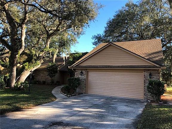 3rd image of 34445 Cedarfield Dr