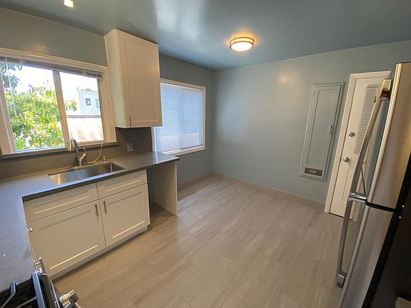 2nd image of 486 Matadero Ave #486