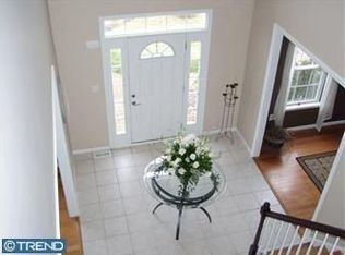 1200 Nightshade Dr, Williamstown, NJ 08094